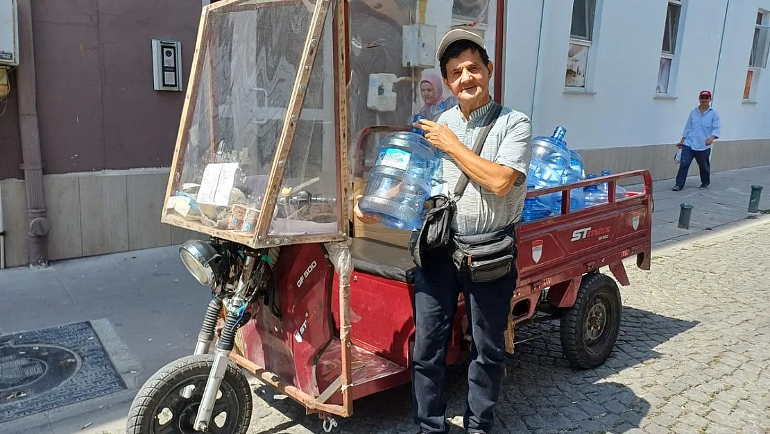 Damacana su dağıtarak sağlıklı kalıyor