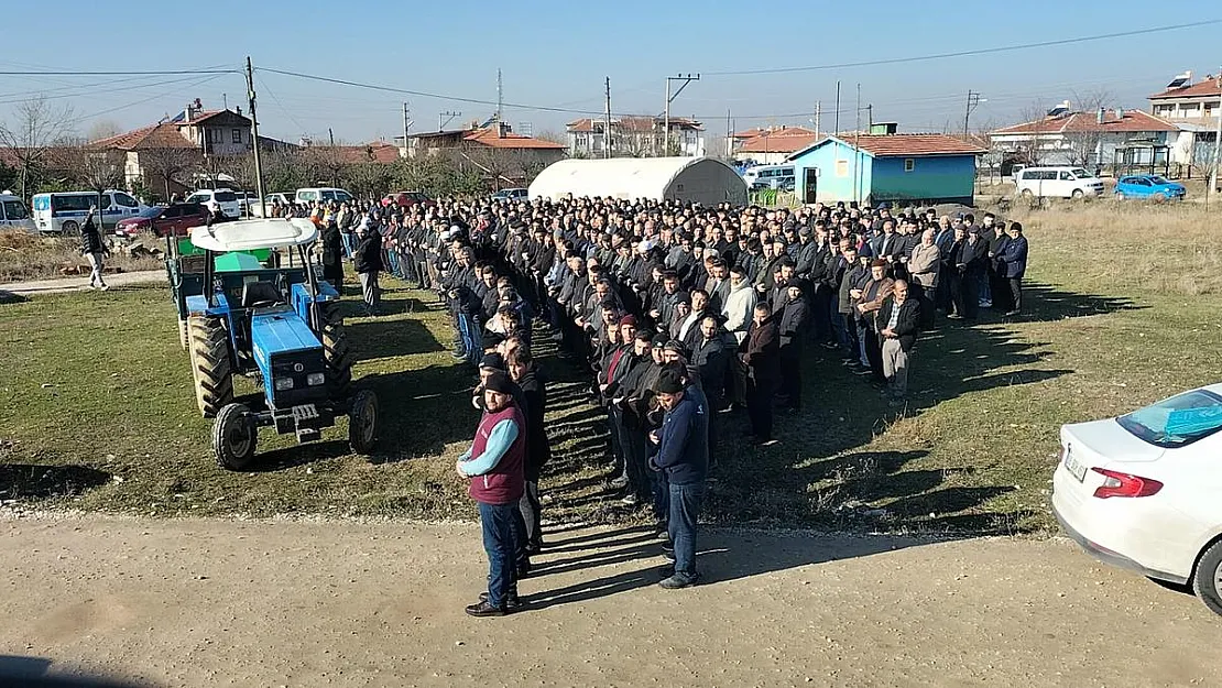 Damat Katliamında Hayatını Kaybeden Aile Son Yolculuğuna Uğurlandı