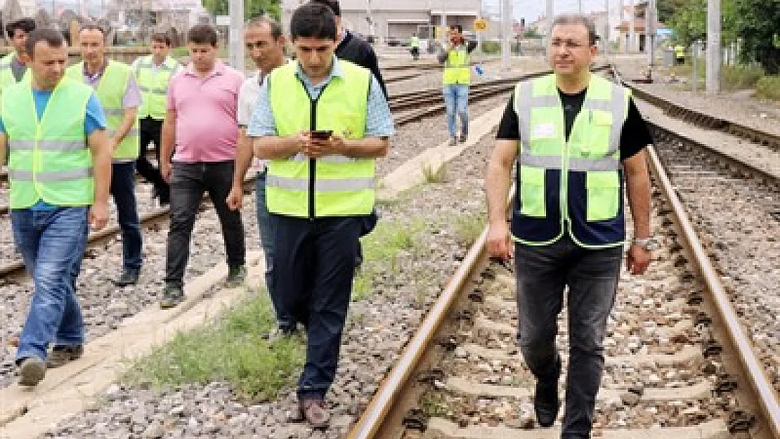 Demiryolu aralarına emniyetli çalışma yolu yapılacak