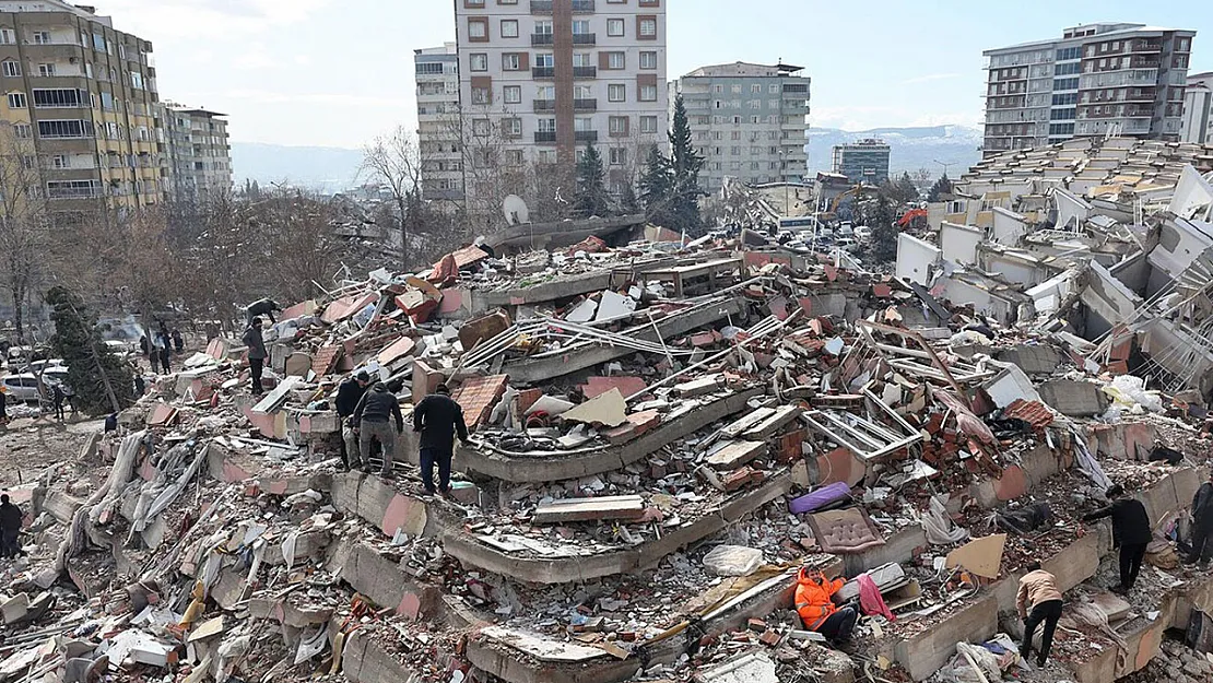 Deprem Gerçeğiyle Yüzleşmeye Hazır Mıyız?