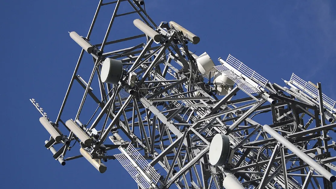 Depremde Telefonlarımızın Çekmemesinin Sebebi Ne?