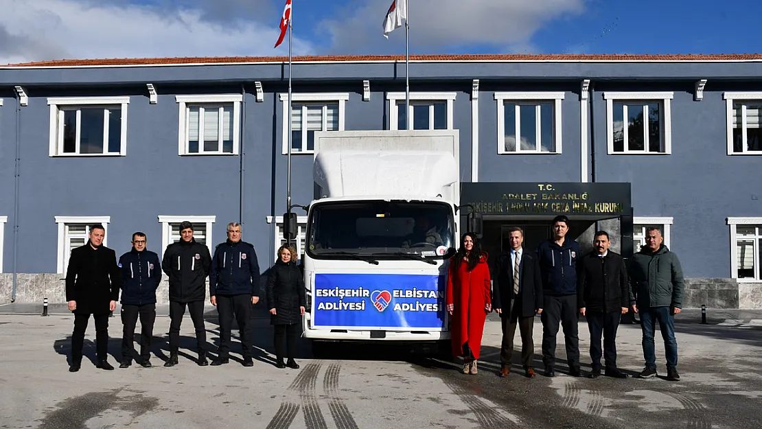 Depremin Yıldönümünde Kardeş Adliye İle Omuz Omuza