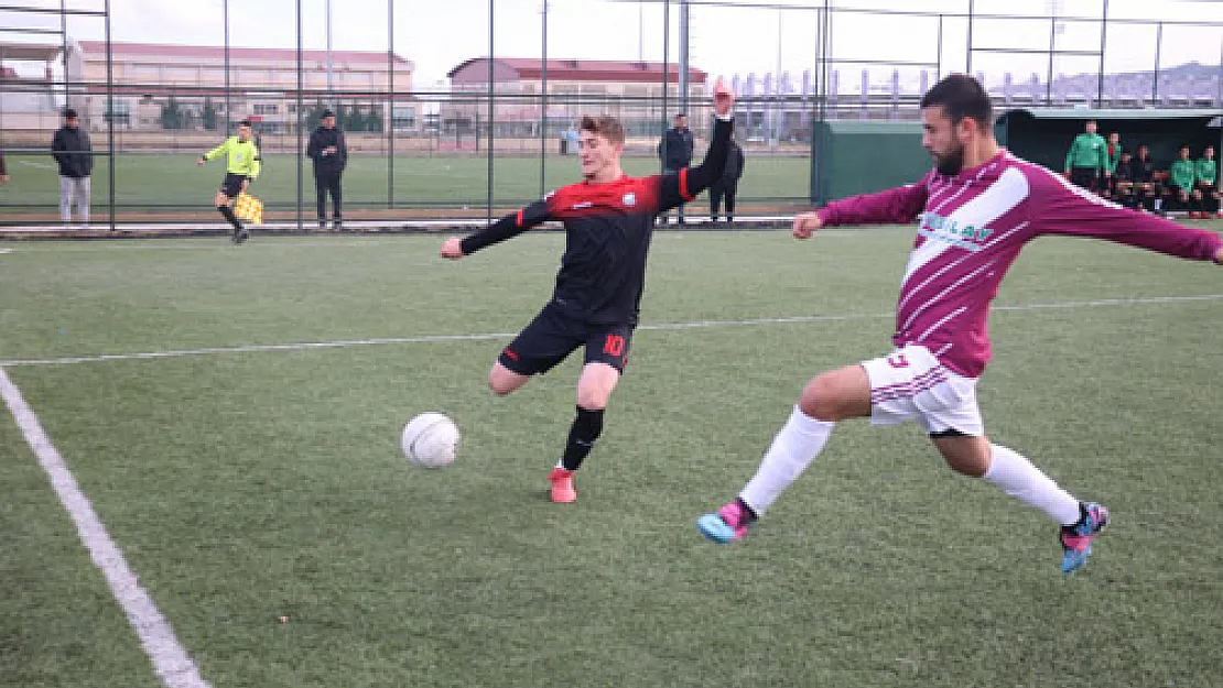 Derbinin galibi Ayvalı 2-1