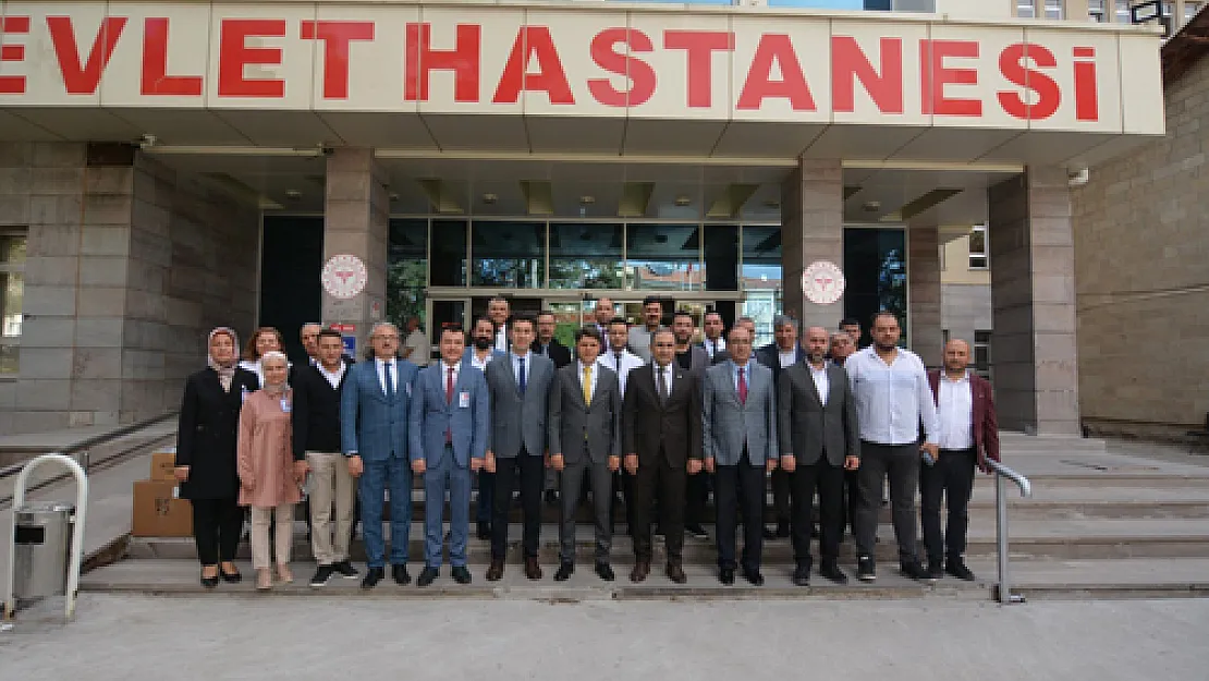 Devlet Hastanesi'ne Destek Veren Hayırseverlere Plaket Verildi