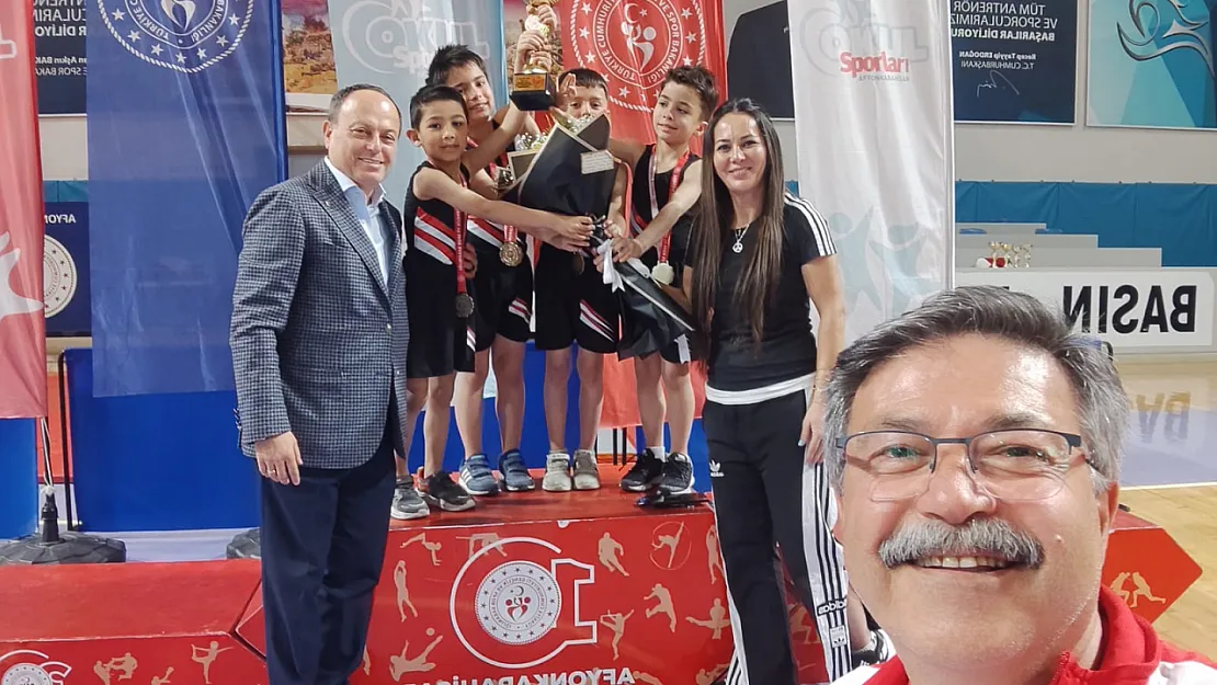 Devlet Okulu, Kolejleri Geride Bıraktı