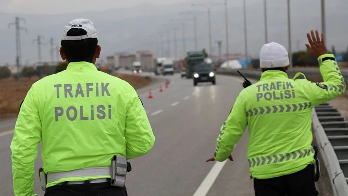 Dikkat, Trafikte Bunu Yapanlara Hapis Cezası Geliyor!