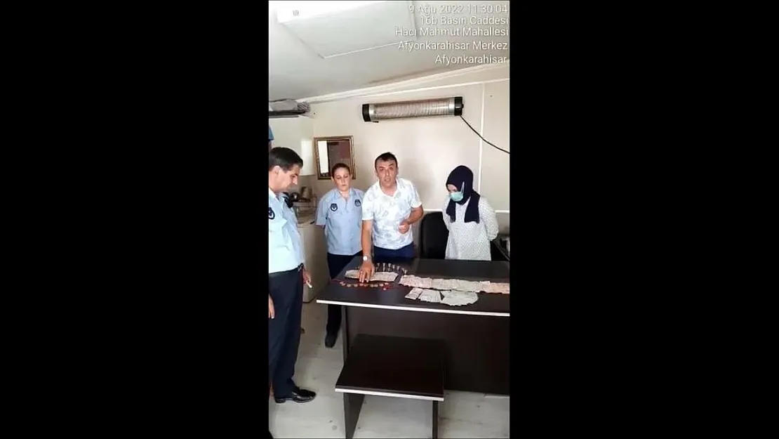 Dilenci kadının üzerinden adeta bir servet çıktı