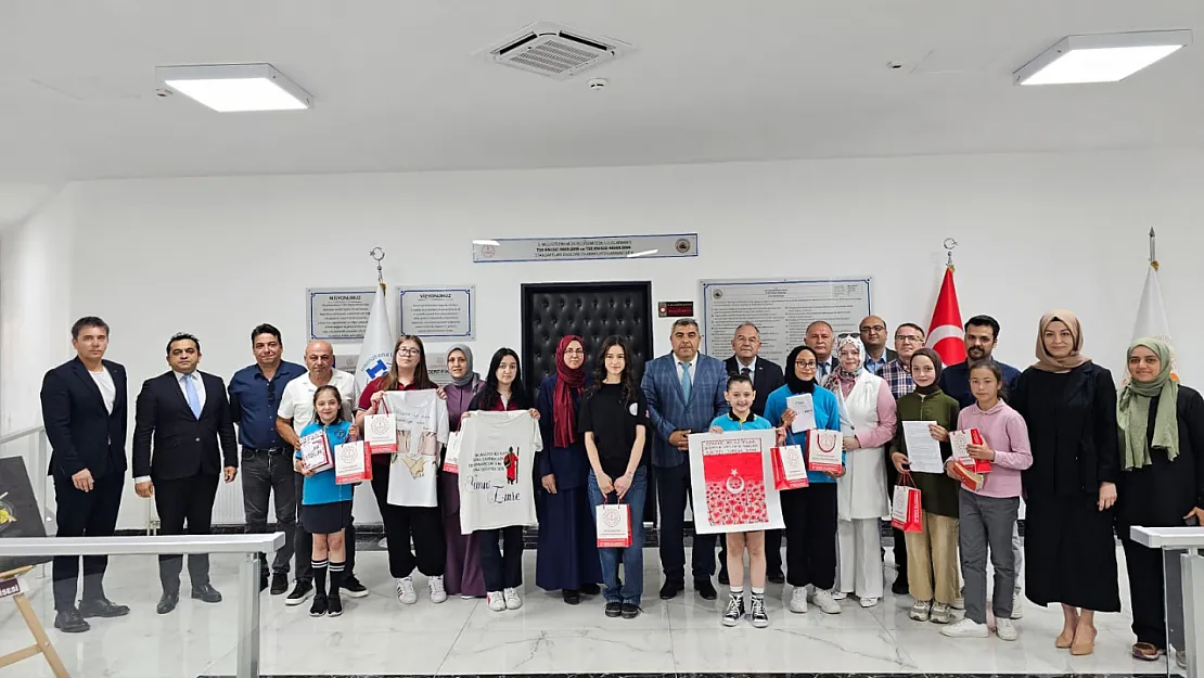 Dilimizin Zenginlikleri İle Ödül Kazandılar