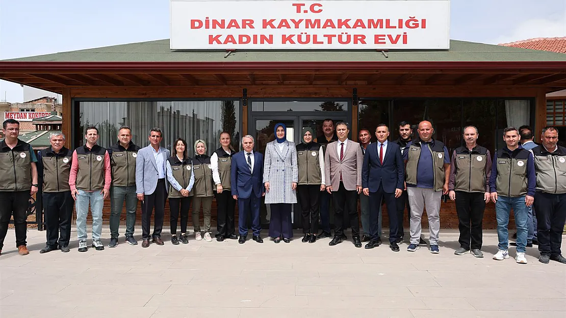 Dinar Türkiye'nin En Önemli Kara Buğday Üreten İlçesi Oldu