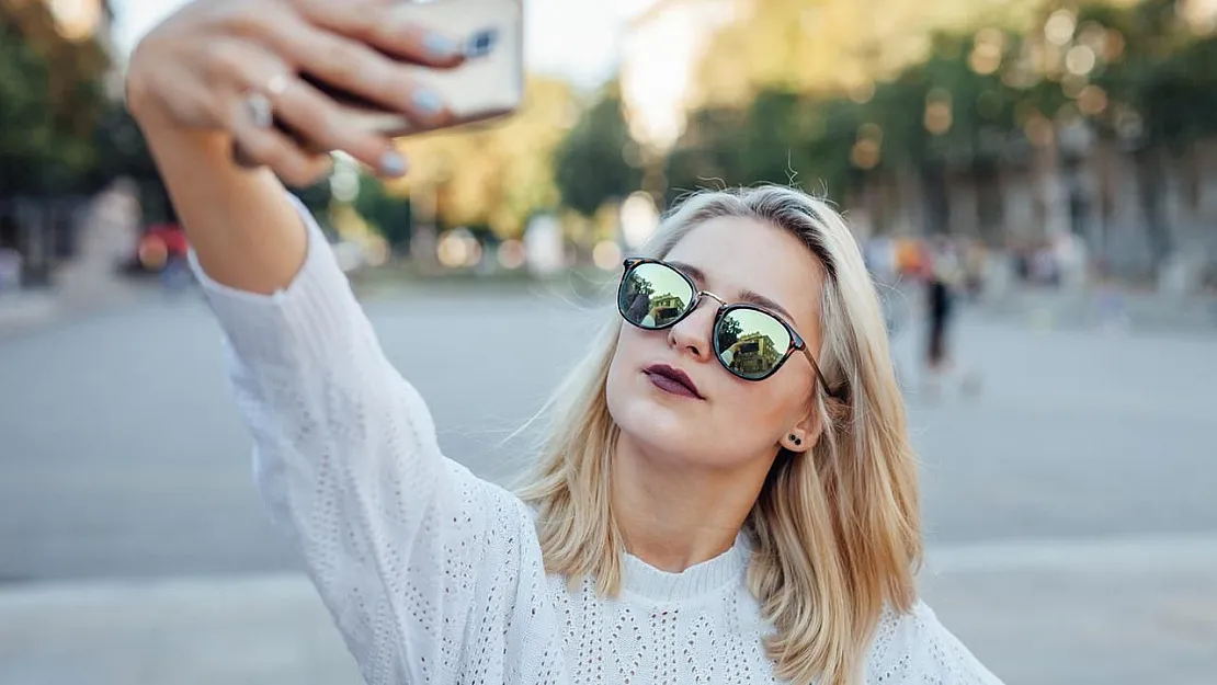 Dünyada İlk Selfie Tanımının Bir Türk Mucit Tarafından Gerçekleştirildiğini Biliyor Muydunuz?