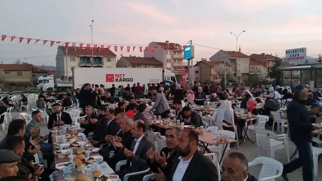 Düzağaç Belediyesi'nde coşkulu iftar – Kocatepe Gazetesi