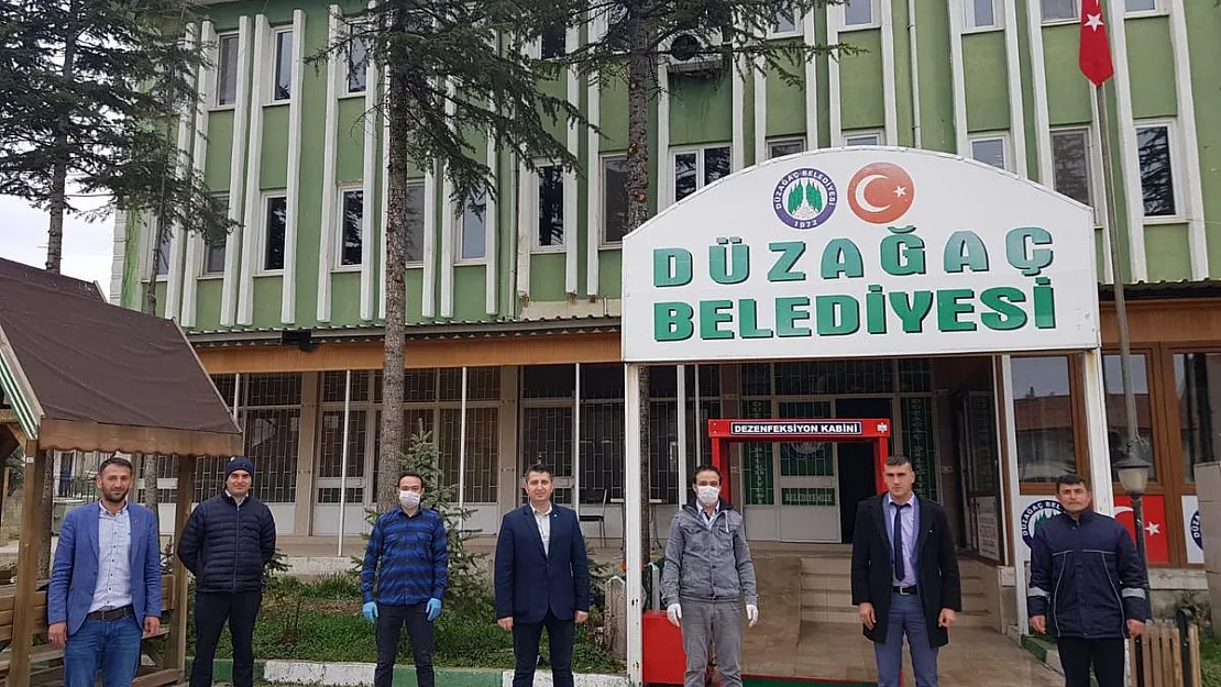 Düzağaç'ta, halka açık dezenfeksiyon kabini kuruldu