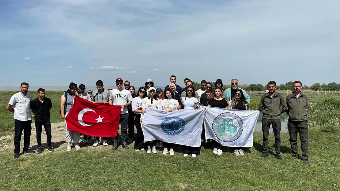 'Eber Ve Karamık Gölleri Ciddi Tehdit Altında'