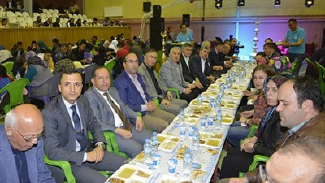 Ece Mahallesi'nde 2 bin kişilik iftar