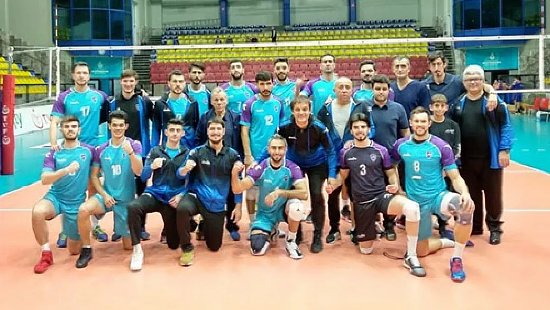 Efeler ilk yarının son maçına çıkıyor