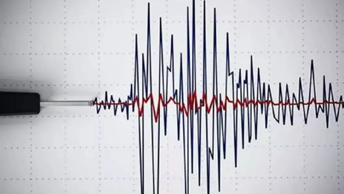 Ege’de korkutan deprem