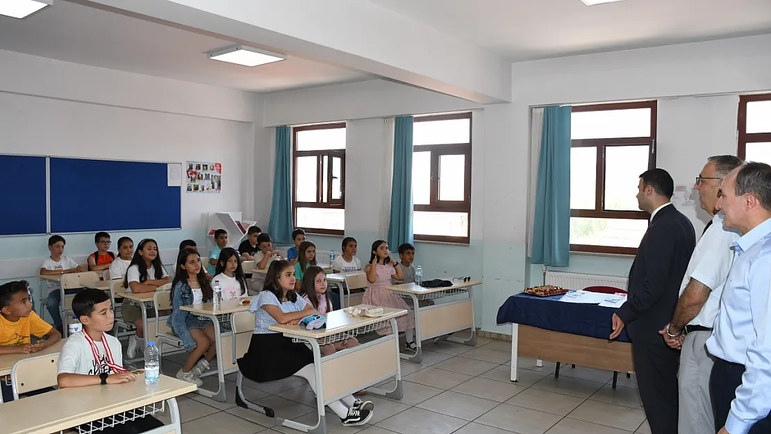 Eğitim Öğretim Yılının Son Ders Zili Çaldı