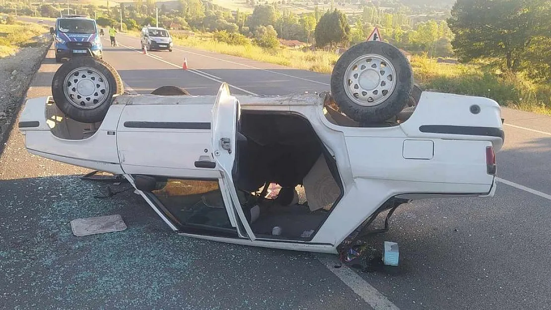 Emet'te takla atan araçta biri 17 günlük bebek 4 kişi yaralandı