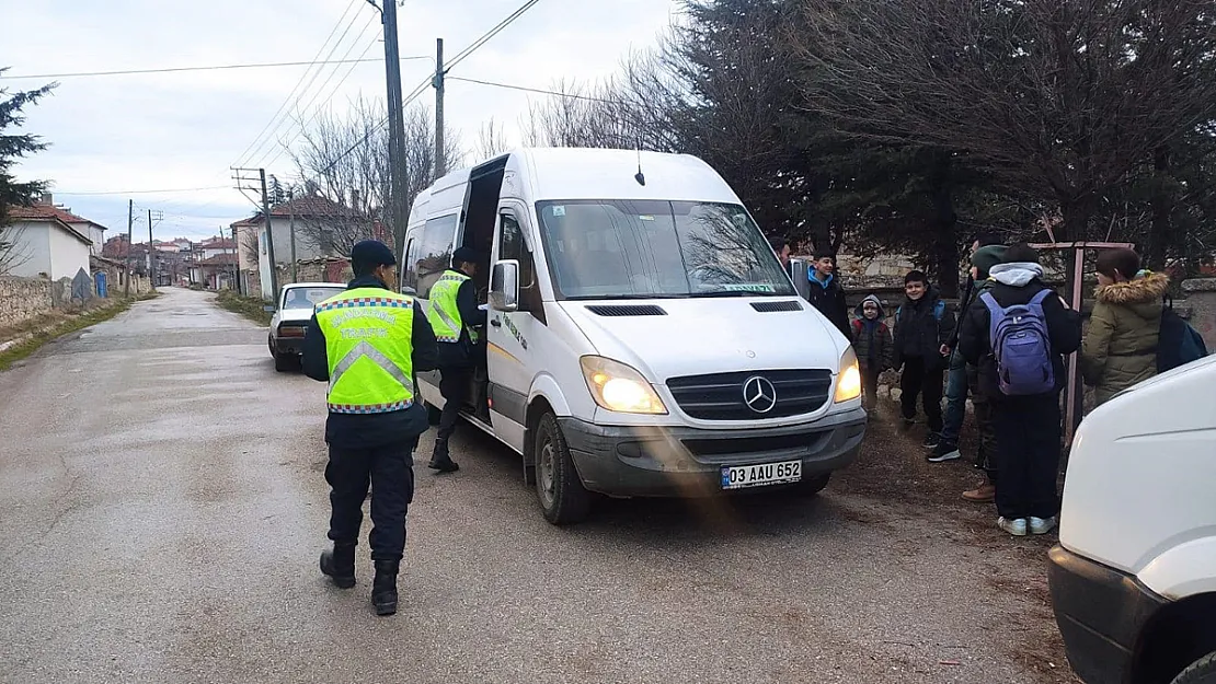 Emirdağ'da Servis Araçları Denetlendi