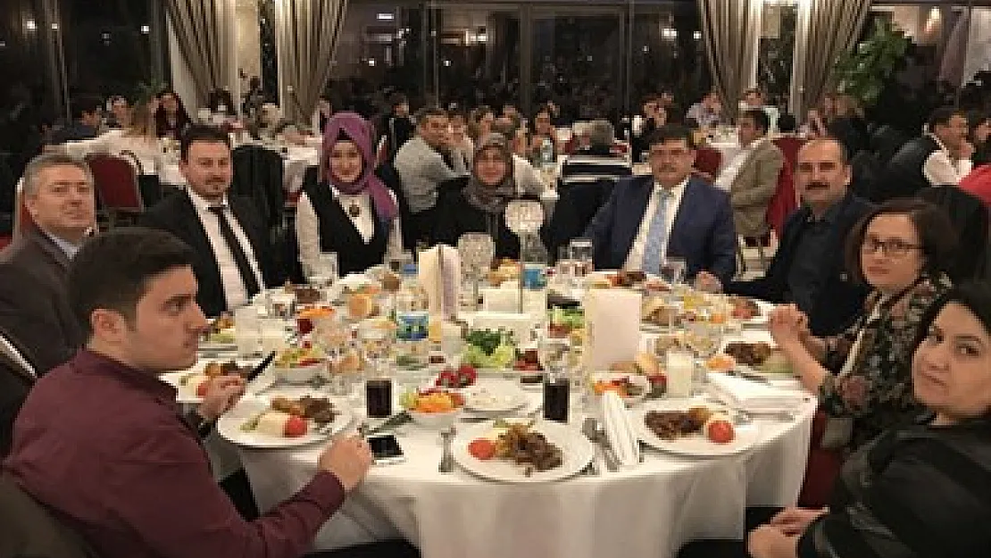 Erkmen'de Öğretmenler Günü'ne özel kutlama