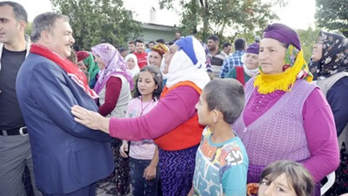 Eroğlu bayram ziyaretlerine devam ediyor