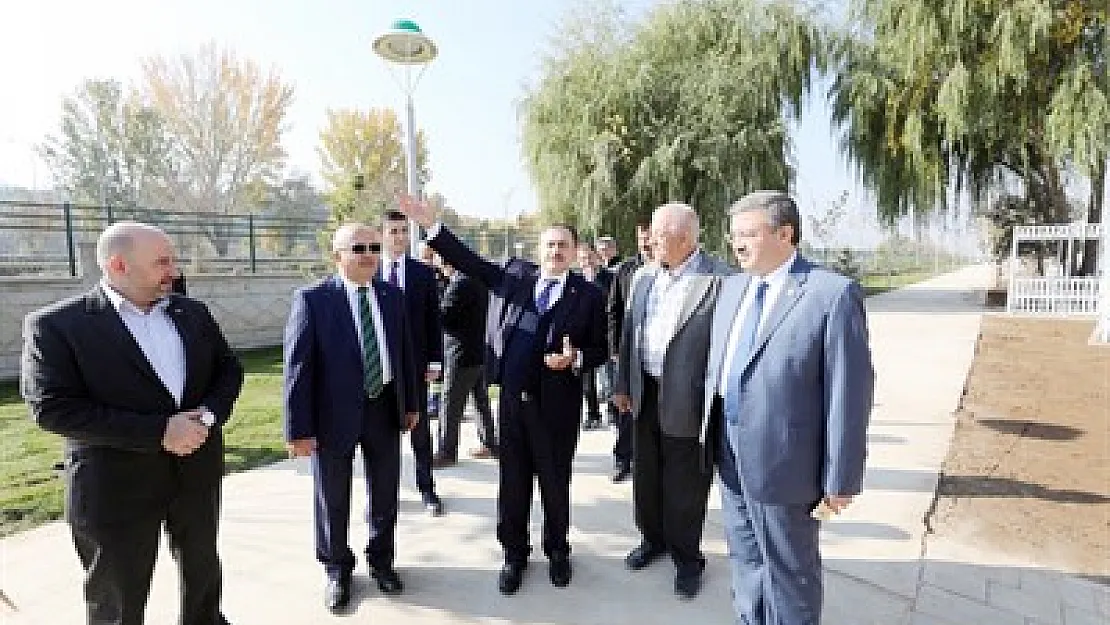 Eroğlu'ndan adını taşıyan parka tam not