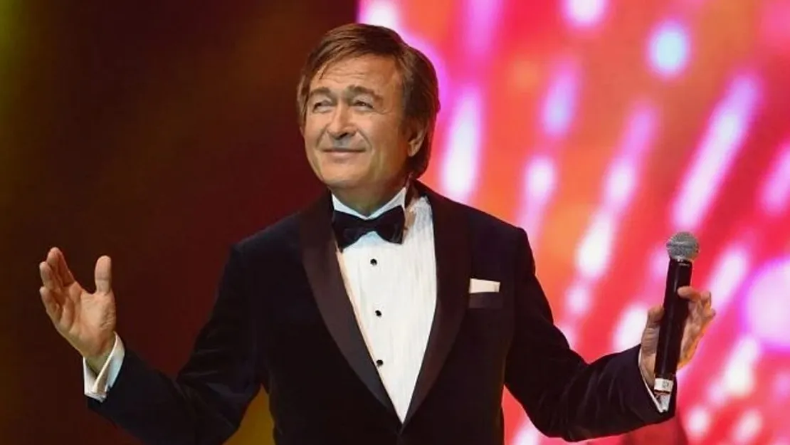 Erol Evgin nostalji rüzgarı estirdi