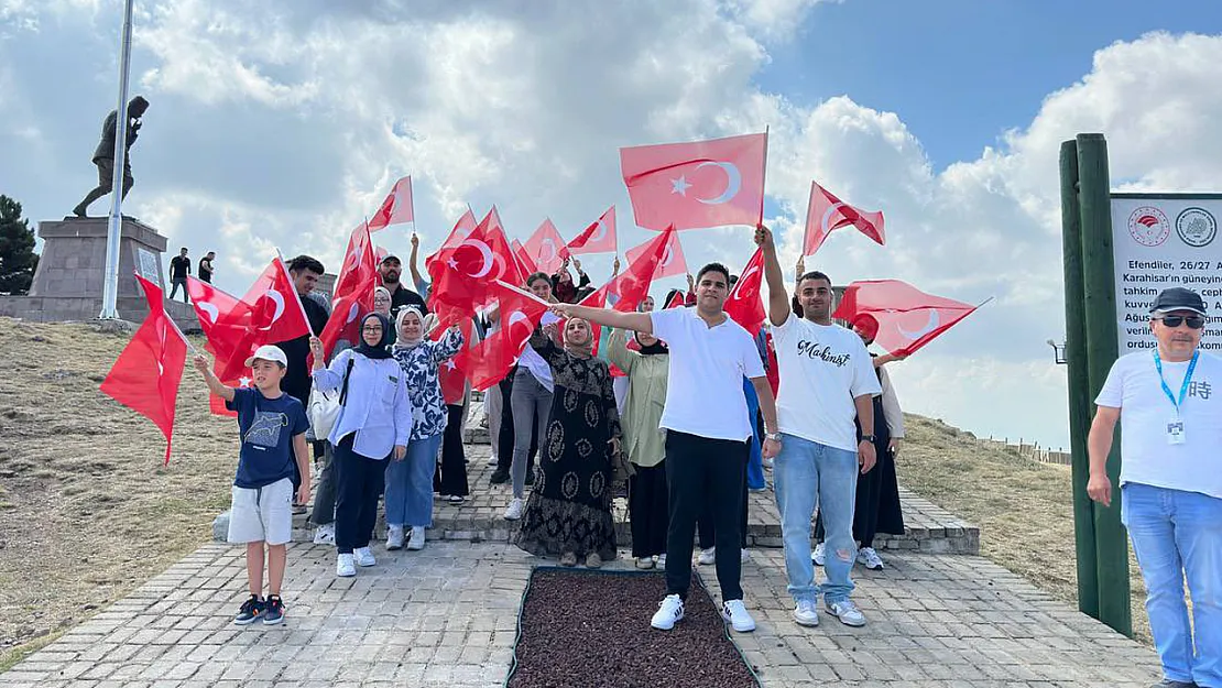 Esenler Gençliği'nden Kocatepe'ye Ziyaret