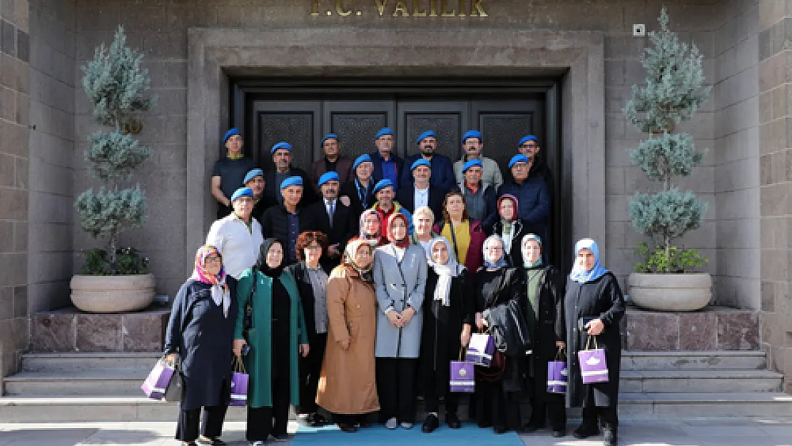 Eski Paraşütçü Komandolardan Vali Yiğitbaşı'na Ziyaret