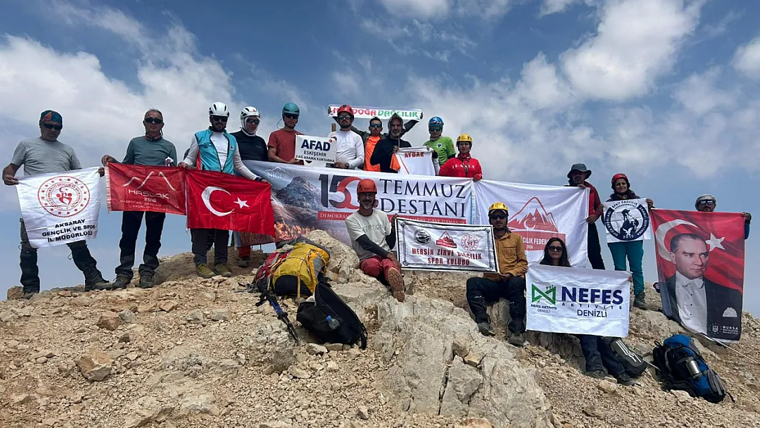Eskişehir AFAD Personeli, '15 Temmuz Şehitleri Anma Tırmanışı'na Katıldı