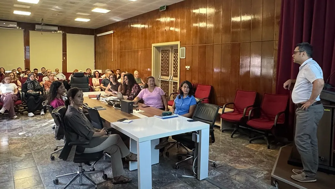 Eskişehir'de Sağlık Tesislerinin Değerlendirilmesi İçin Bilgilendirme Toplantısı Düzenlendi
