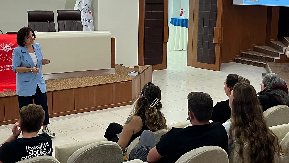 Eskişehir'de Şarküteri Çalışanlarına Gıda Güvenliği Eğitimi