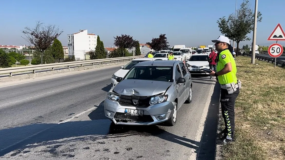 Eskişehir'de 9 aracın karıştığı kazada: 5 yaralı