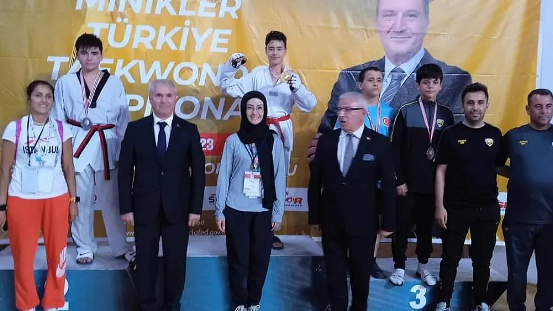 Eskişehirli sporculardan taekwandoda 2 şampiyonluk