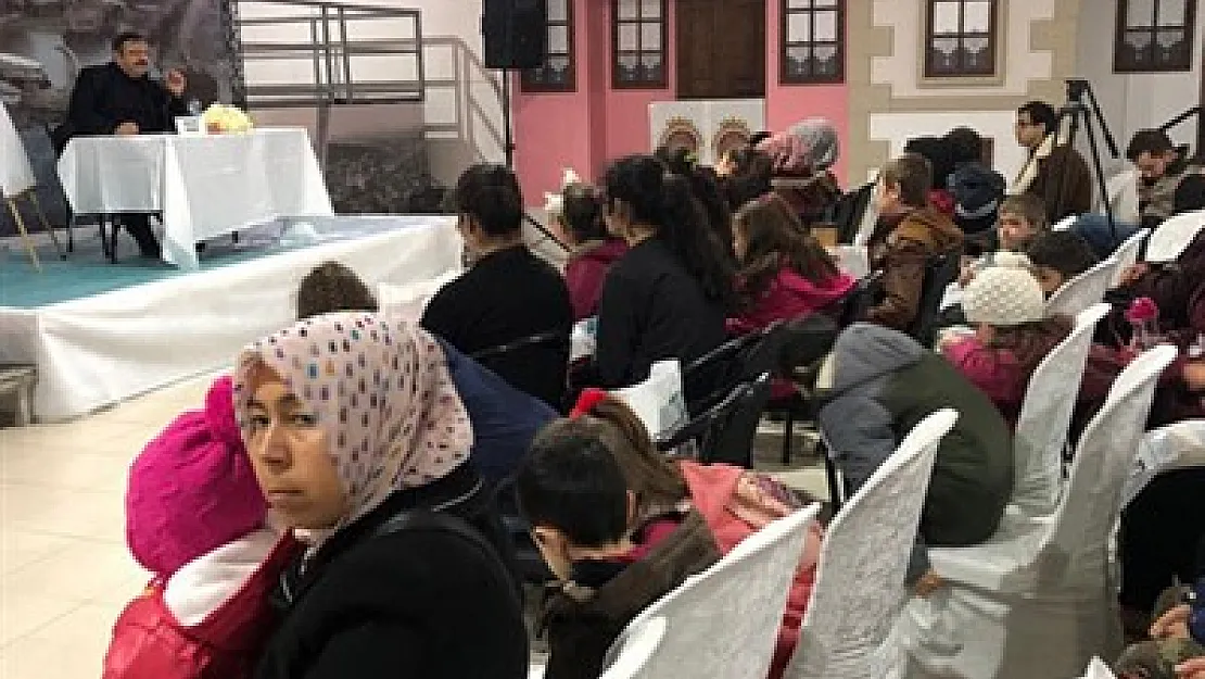 'Estetiği kavrayabilen her insan sanatçıdır'