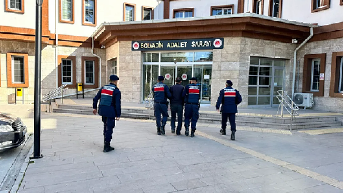 Evine düzenlenen baskında esrar ile yakalanan şahıs tutuklandı