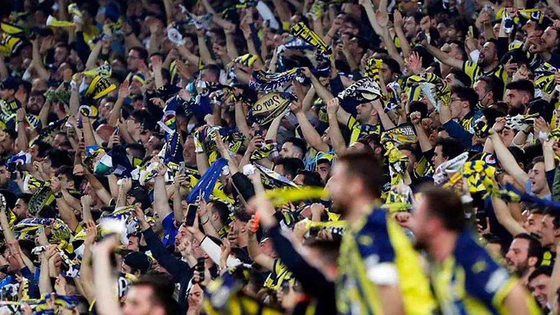 Fenerbahçeliler: Şampiyonluk İçin Kombine Yenileme Fiyatları Açıklandı