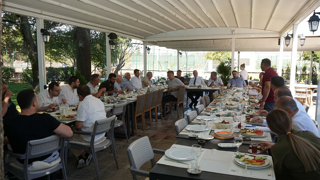 Fikir Sofrası Buluşmaları Devam Ediyor
