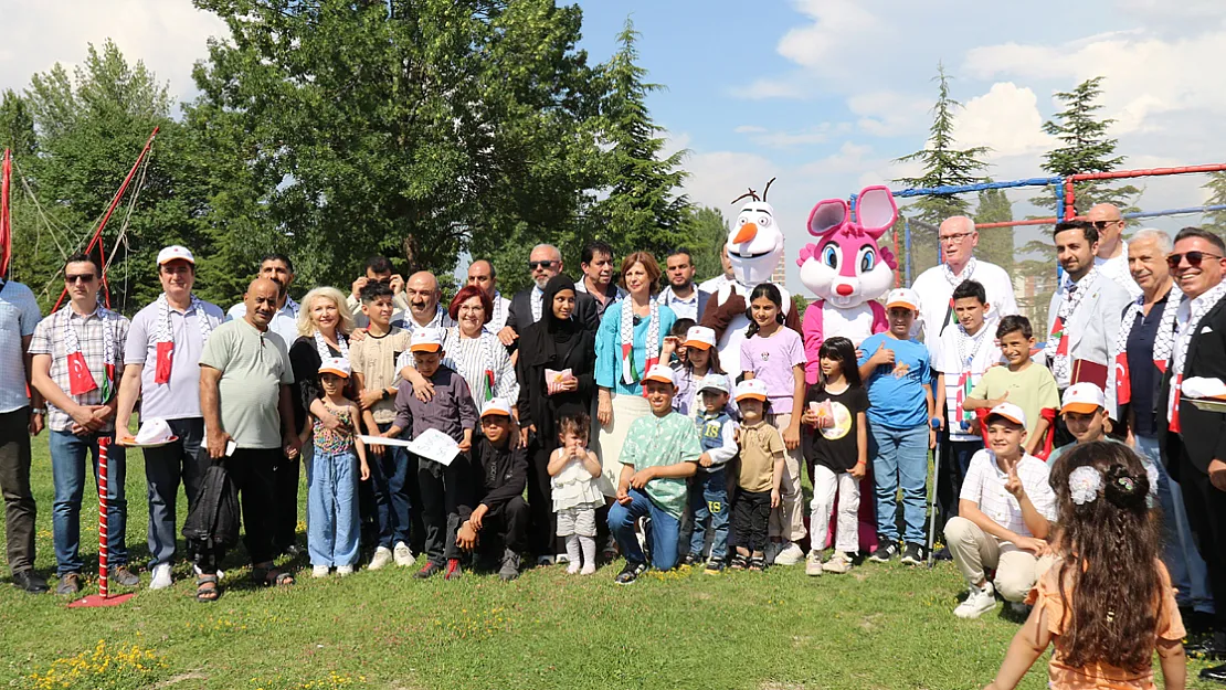 Filistin Yardımlaşma Ve Dayanışma Derneği'nden Filistinli Çocuklarla Moral Buluşması