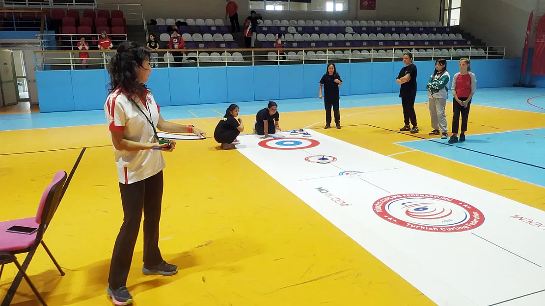 Floor Curling Müsabakaları Tamamlandı