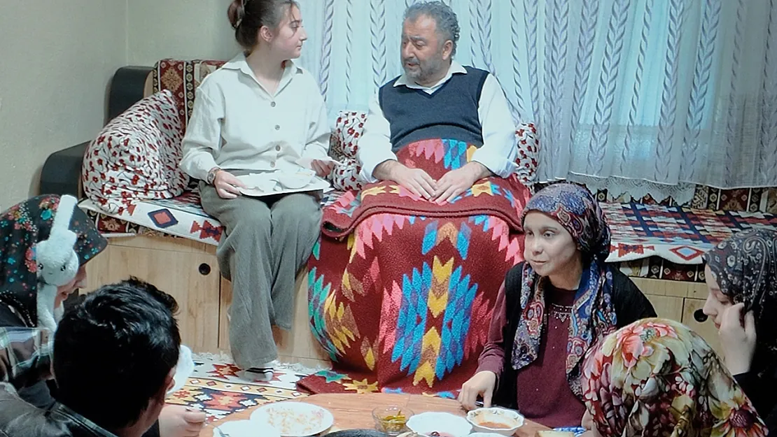 Gediz Kız Anadolu İmam Hatip Lisesi'nin Kısa Filmi Büyük Başarıya İmza Attı