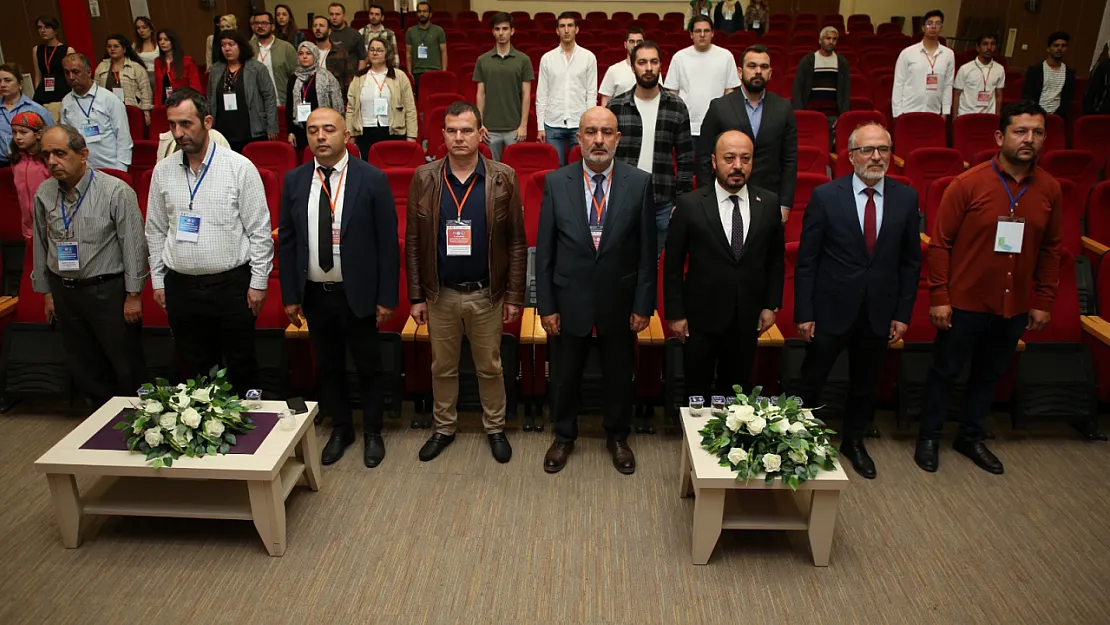 Geleceğin Mühendisleri Sempozyumda Konuştu