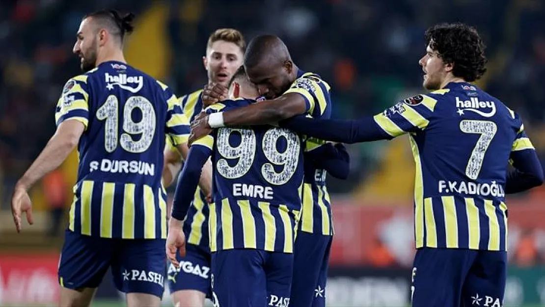 Genç Futbolcunun Fenerbahçe İle Yolları Ayrılıyor