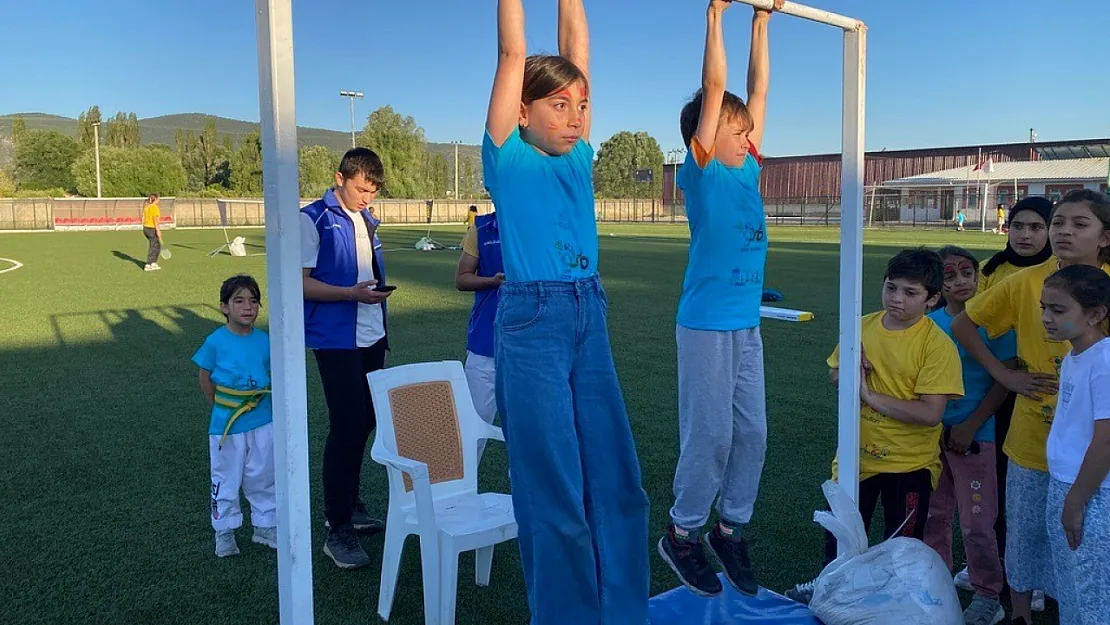 Gençler Spora Ve Eğitime Yaz Okuluyla Adım Atıyor
