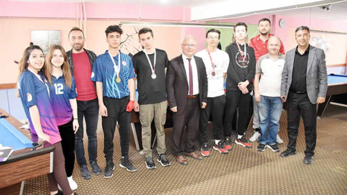 Gençlerde bilardo müsabakaları tamamlandı