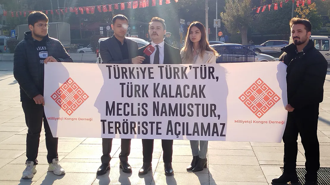 'Gençliğe Emredileni Yapmaktan Geri Durmayacağız'