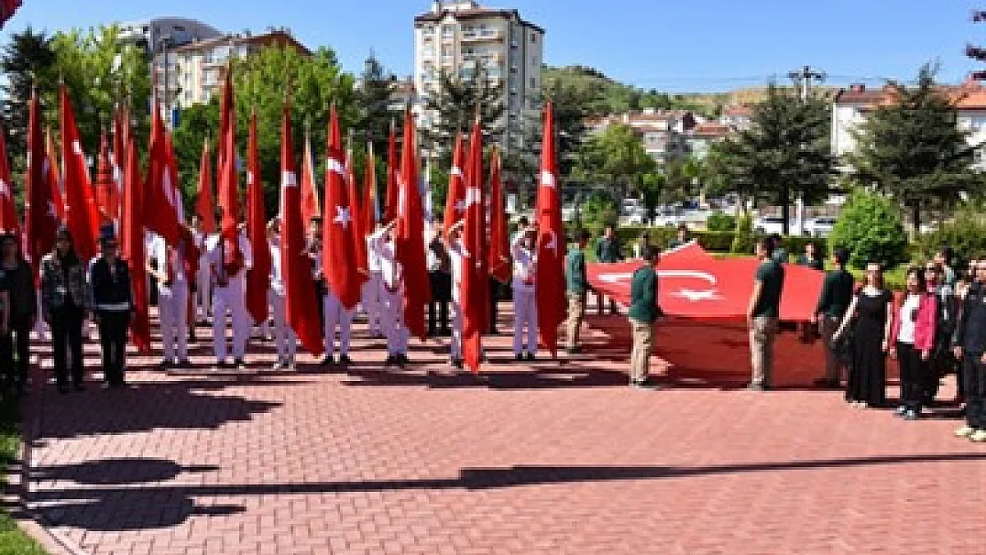 Gençlik Haftası kutlamaları başladı – Kocatepe Gazetesi