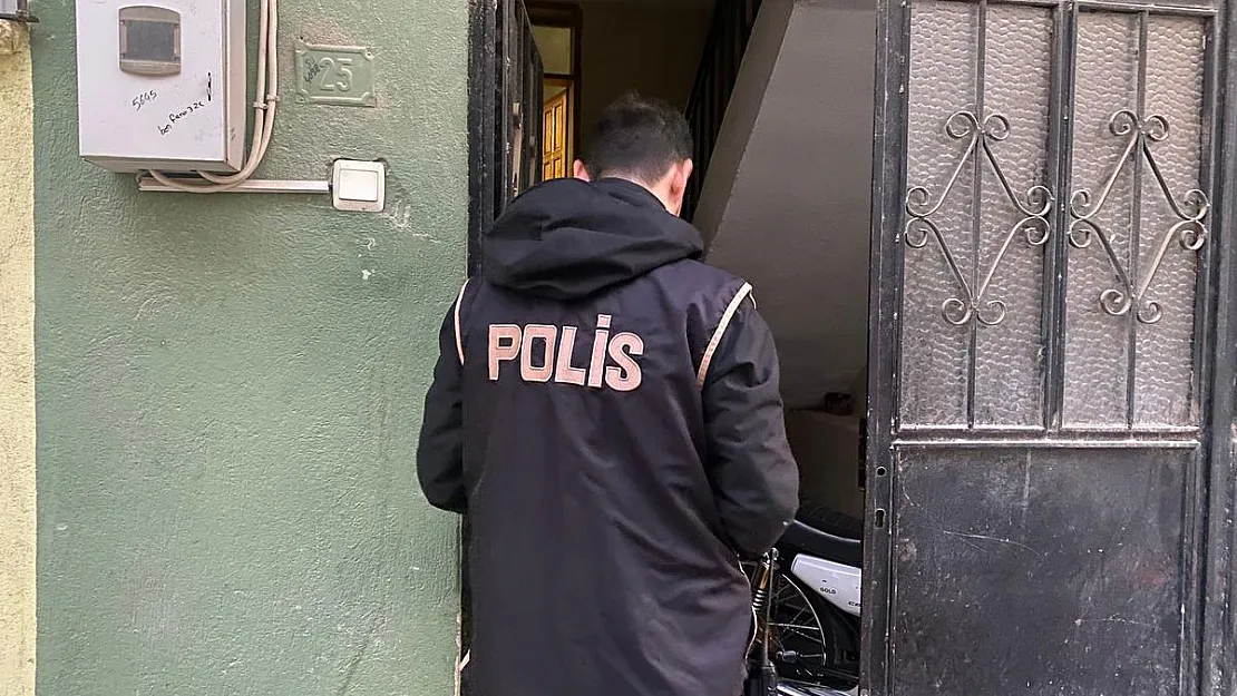 Göçmenlere yönelik polis tarafından adres denetimi yapıldı