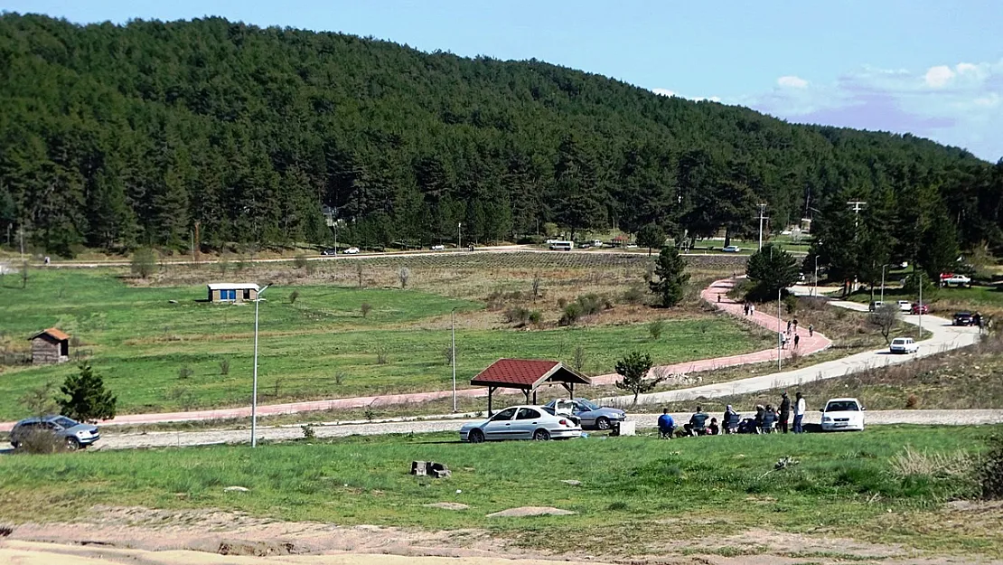 Gölcük Yaylasında Bayram Tatili Yoğunluğu