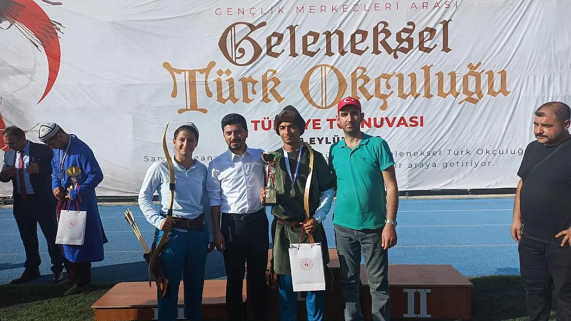 Gönüllü lider Yılmaz birinci oldu